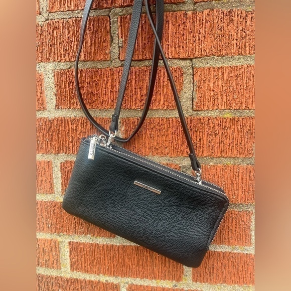 Roots Small Cross body Leather Purse - Picture 4 of 7